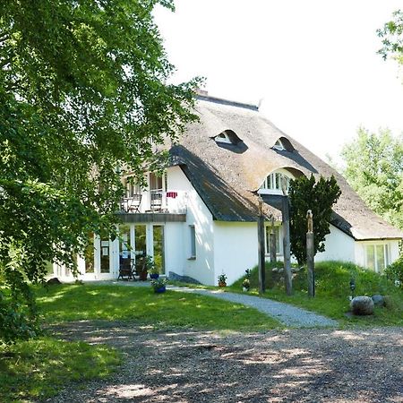 Hotel Alte Weberei Ahrenshoop - Ort der Erholung Exterior foto